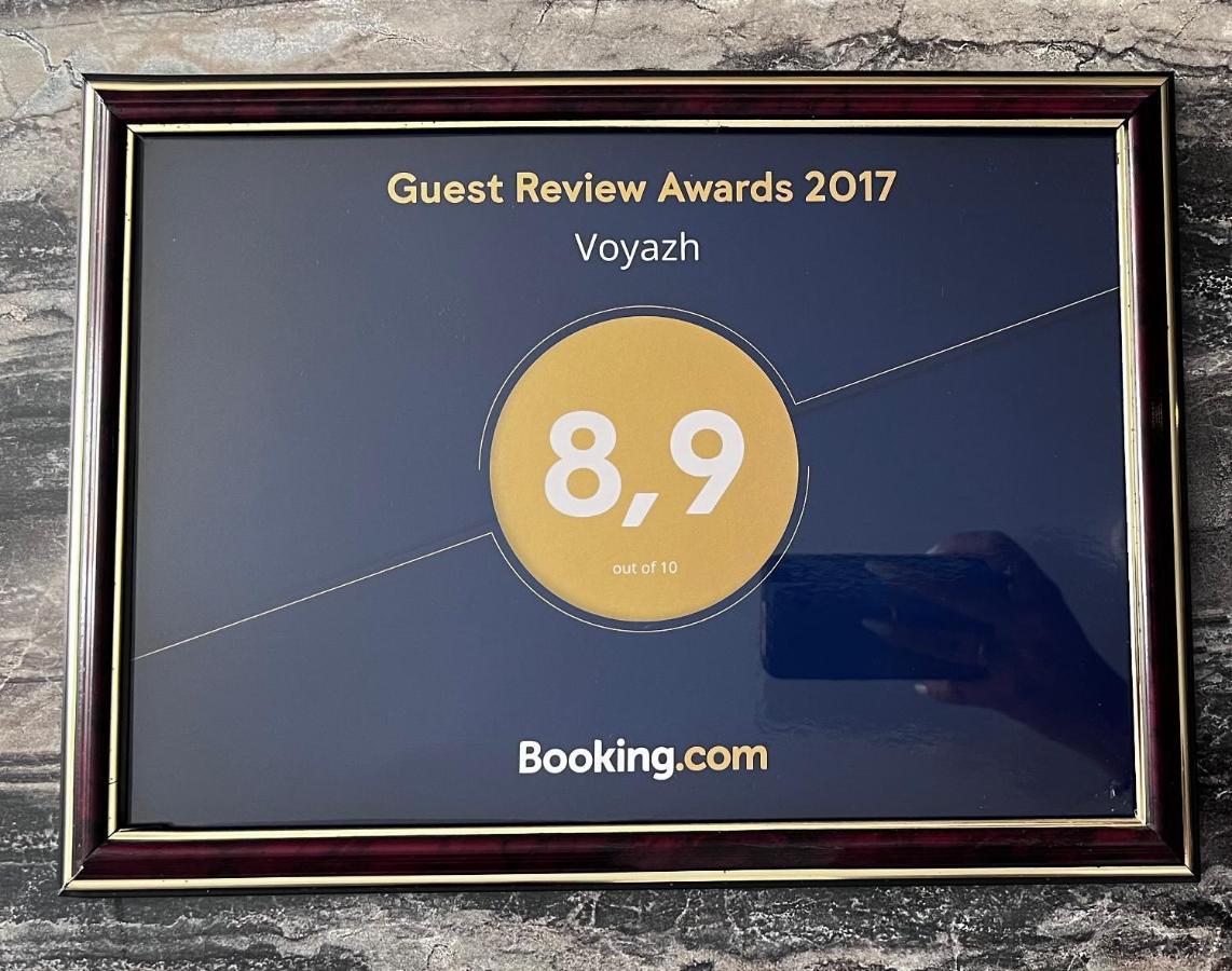 Voyazh Hotel Taraz Eksteriør billede