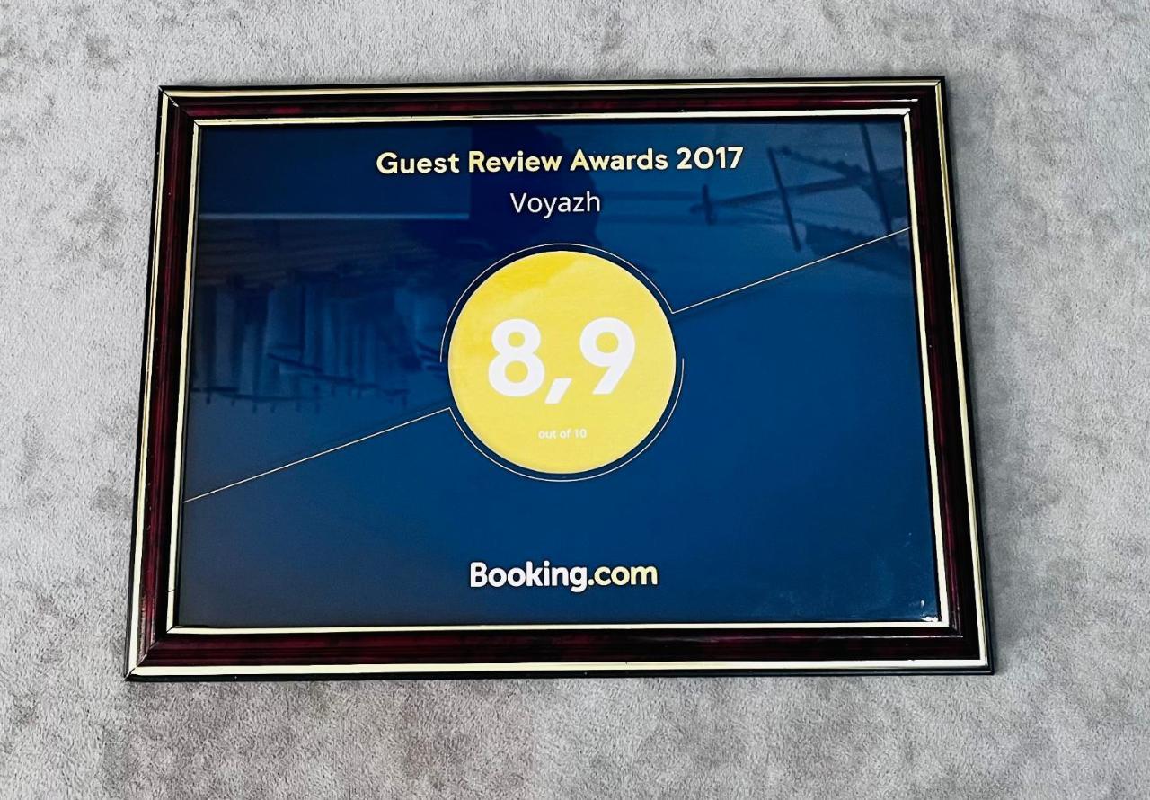 Voyazh Hotel Taraz Eksteriør billede